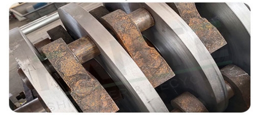 vertical-hammer-crusher4 vertical-hammer-crusher4